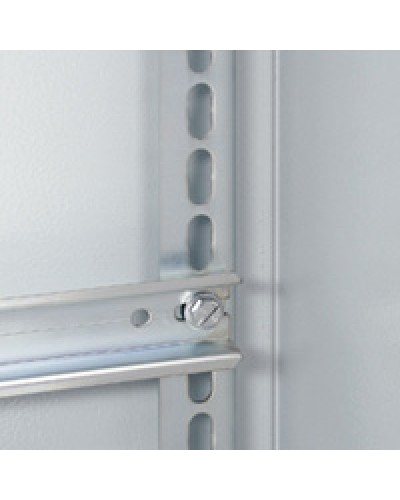 Стойки профил. 400 Legrand 036151 в Хабаровске Аксессуары для стоек и шкафов Pintop.ru