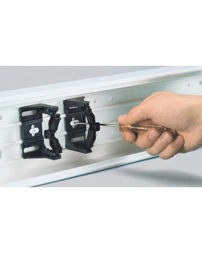 Крепеж розеток SA-MN EXP для короба TA-GN DKC 03000 в Хабаровске Аксессуары для кабель-канала Pintop.ru