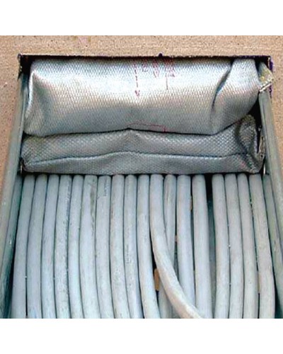 Подушка огнестойкая 120х100х25 DKC DB1801 в Хабаровске Аксессуары для огнетушителей Pintop.ru