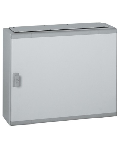 Шкаф распределительный Legrand 020182 в Хабаровске Щиты электрические Pintop.ru