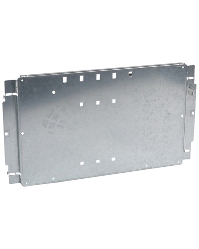 Пластина Legrand 020207 в Хабаровске Щиты электрические Pintop.ru