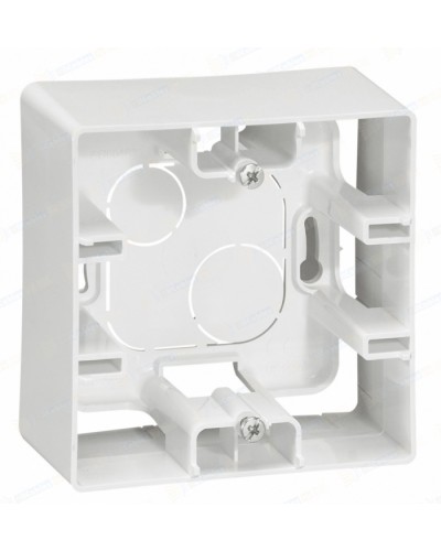 Коробка для накладного монтажа 1 пост (белая) Legrand 672510 в Хабаровске Аксессуары для кабель-канала Pintop.ru